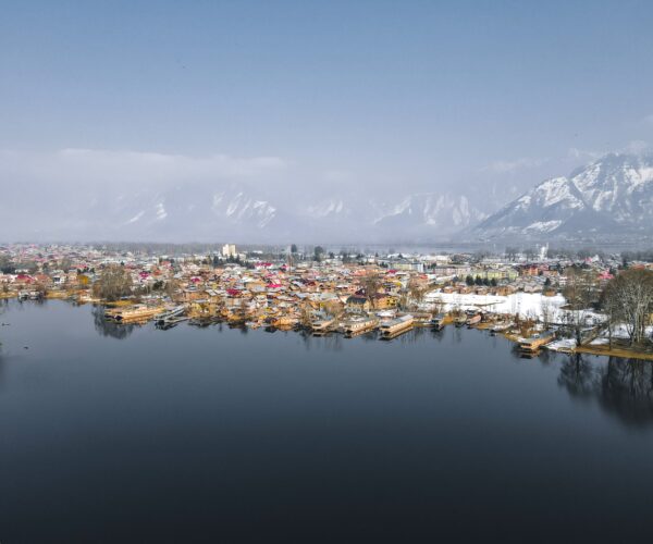 Delight Kashmir Tour